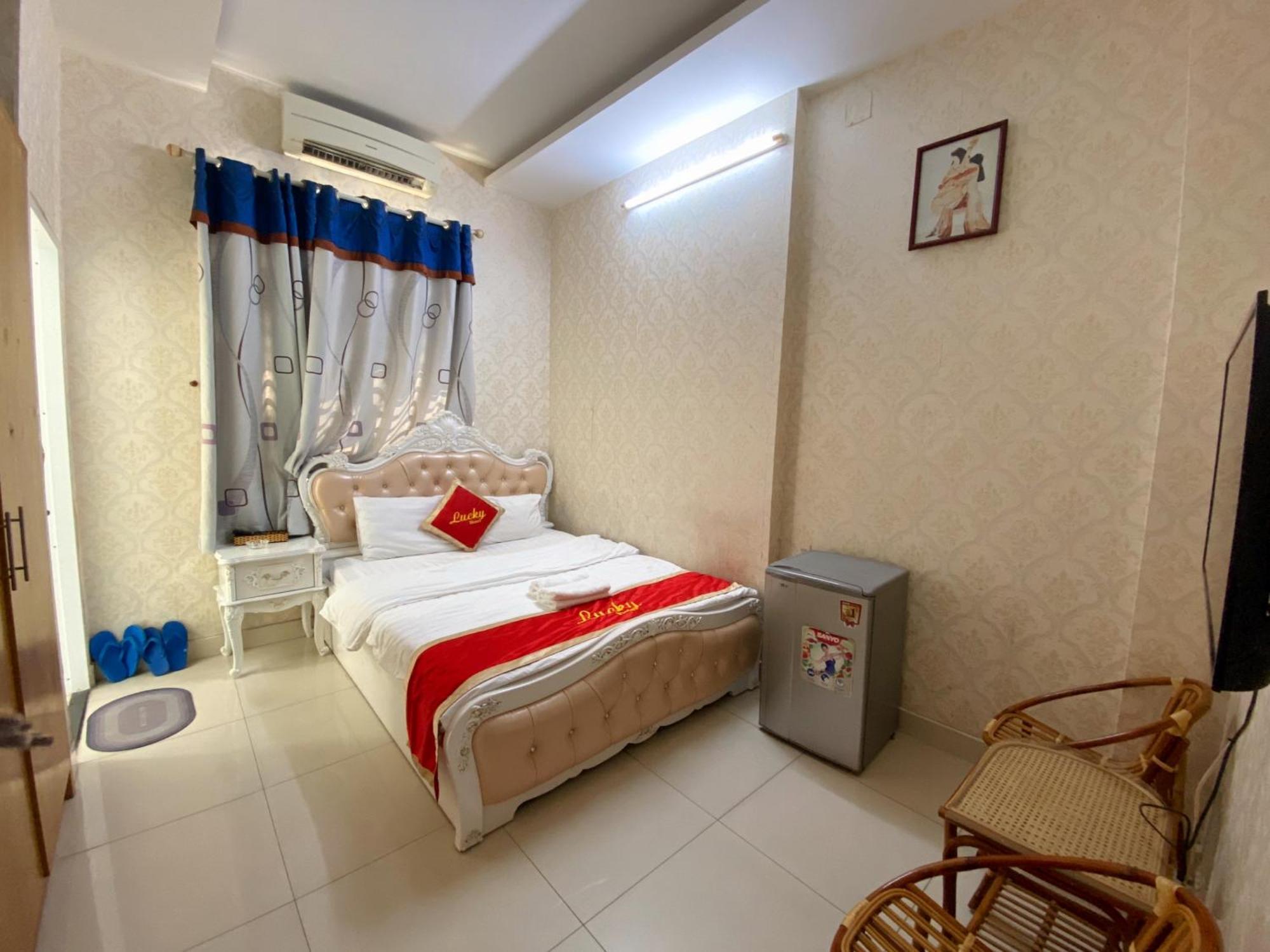 Lucky Hotel Ciudad Ho Chi Minh  Exterior foto